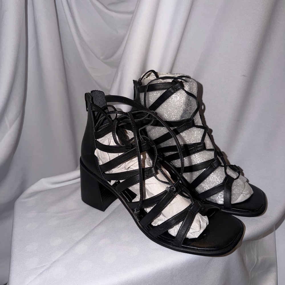 Steve Madden Black Strappy Block Heels